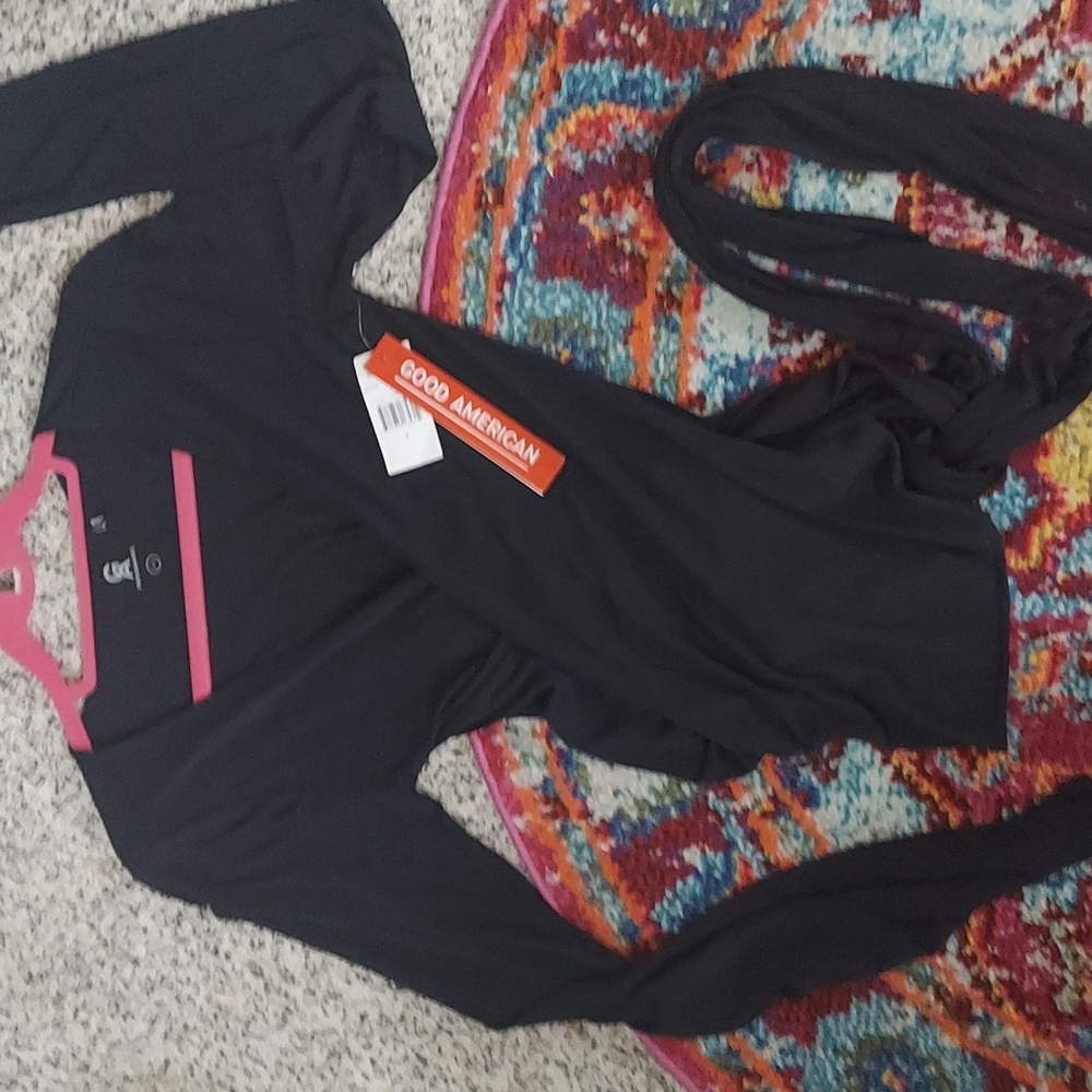 Good American Cross Fit L/S Top Wrap Performance Black Top Sz 2 (M) Nwts
